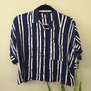 Boxy Button Down Crop top stripes Forever 21 small